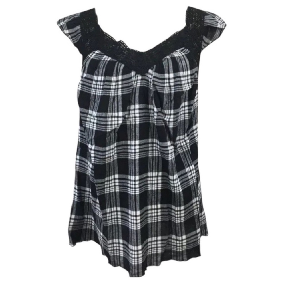 $184 Evans Lace Trim Plaid Top 2X Plus Black + Gray Plaid Check Cool Breezy Lace